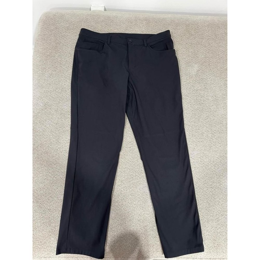 Lululemon ABC Classic-Fit Pant Size 38waist 33inseam